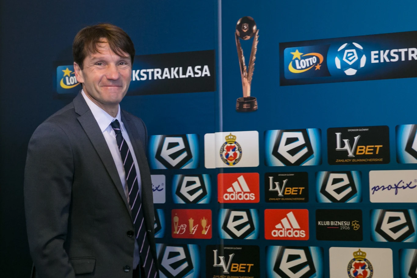 Trener krakowskiej Wisły Joan Carillo Trener krakowskiej Wisły Joan Carillo