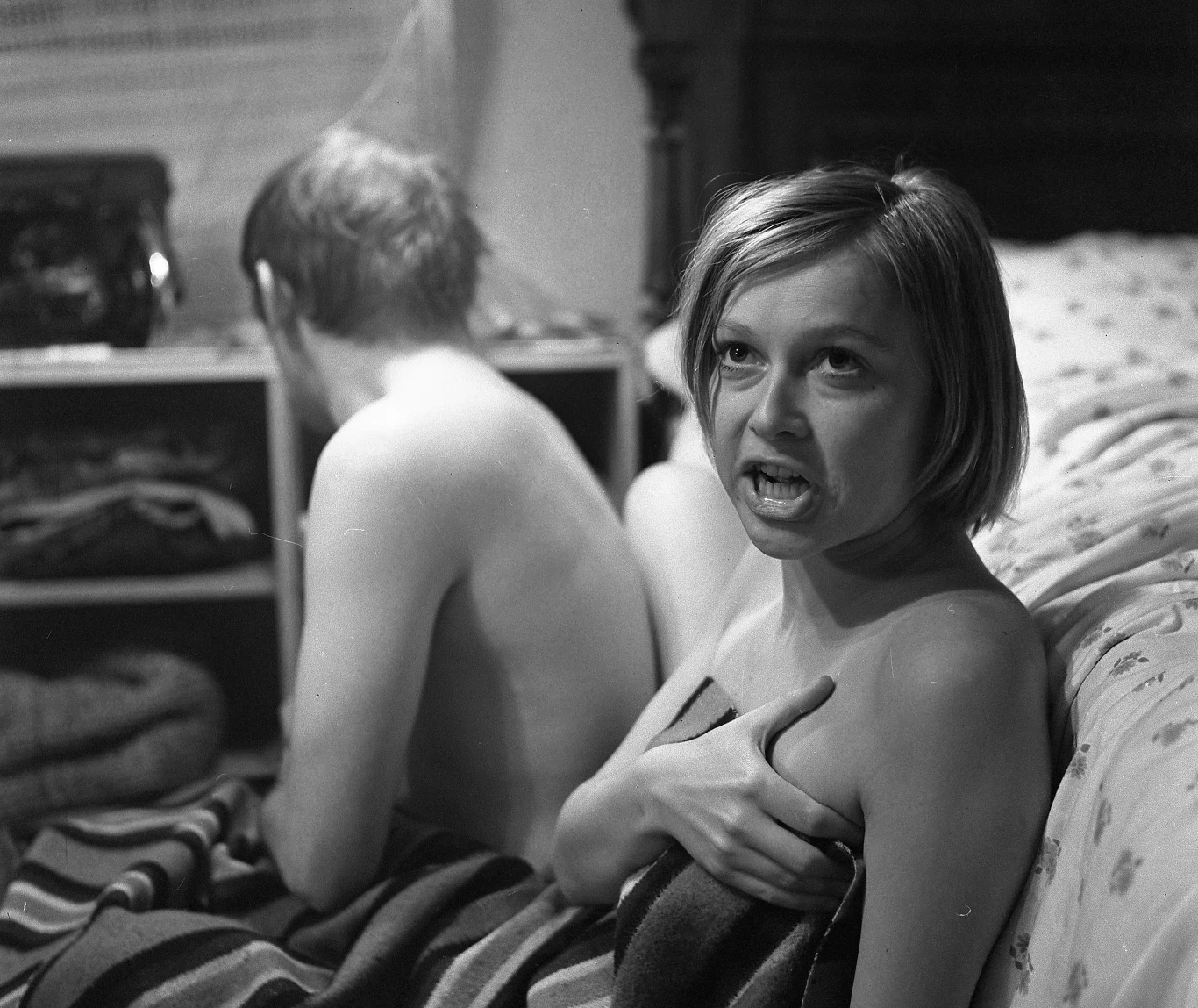 Z kolei głównym bohaterem filmu sensacyjnego "Strach" (1975) był zresocjalizowany więzień prowadzący prywatne śledztwo, aby pomóc córce znajomej. 