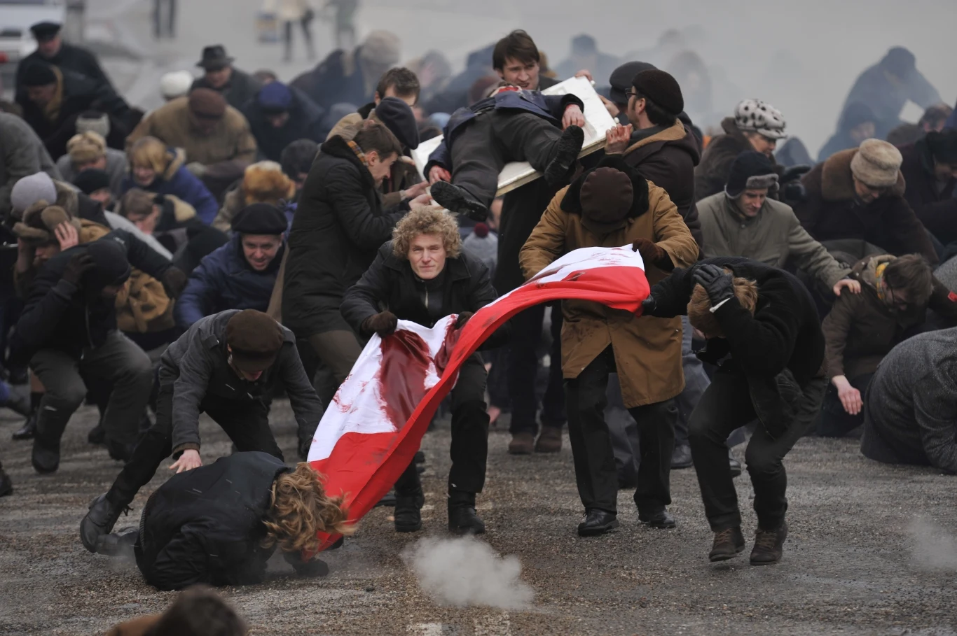 Za film "Czarny czwartek. Janek Wiśniewski padł" reżyser otrzymał w 2011 roku Nagrodę Międzynarodowej Federacji Krytyków Filmowych (FIPRESCI) podczas 35. edycji Międzynarodowego Festiwalu Filmowego w Montrealu. Film stanowił rekonstrukcję wydarzeń z czwartku 17 grudnia 1970 roku, gdy doszło do masakry robotników Stoczni, utrwalonych w balladzie "Janek Wiśniewski padł", śpiewanej w filmie przez Kazika Staszewskiego. "Ten film to spełnienie mojego zobowiązania, by opowiedzieć o jednym z najważniejszych epizodów w powojennych dziejach Polski" - mówił Antoni Krauze.