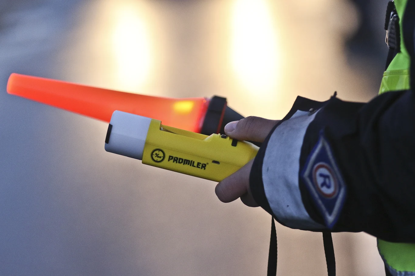 Chciał pomóc, a stracił prawo jazdy... Chciał pomóc, a stracił prawo jazdy...