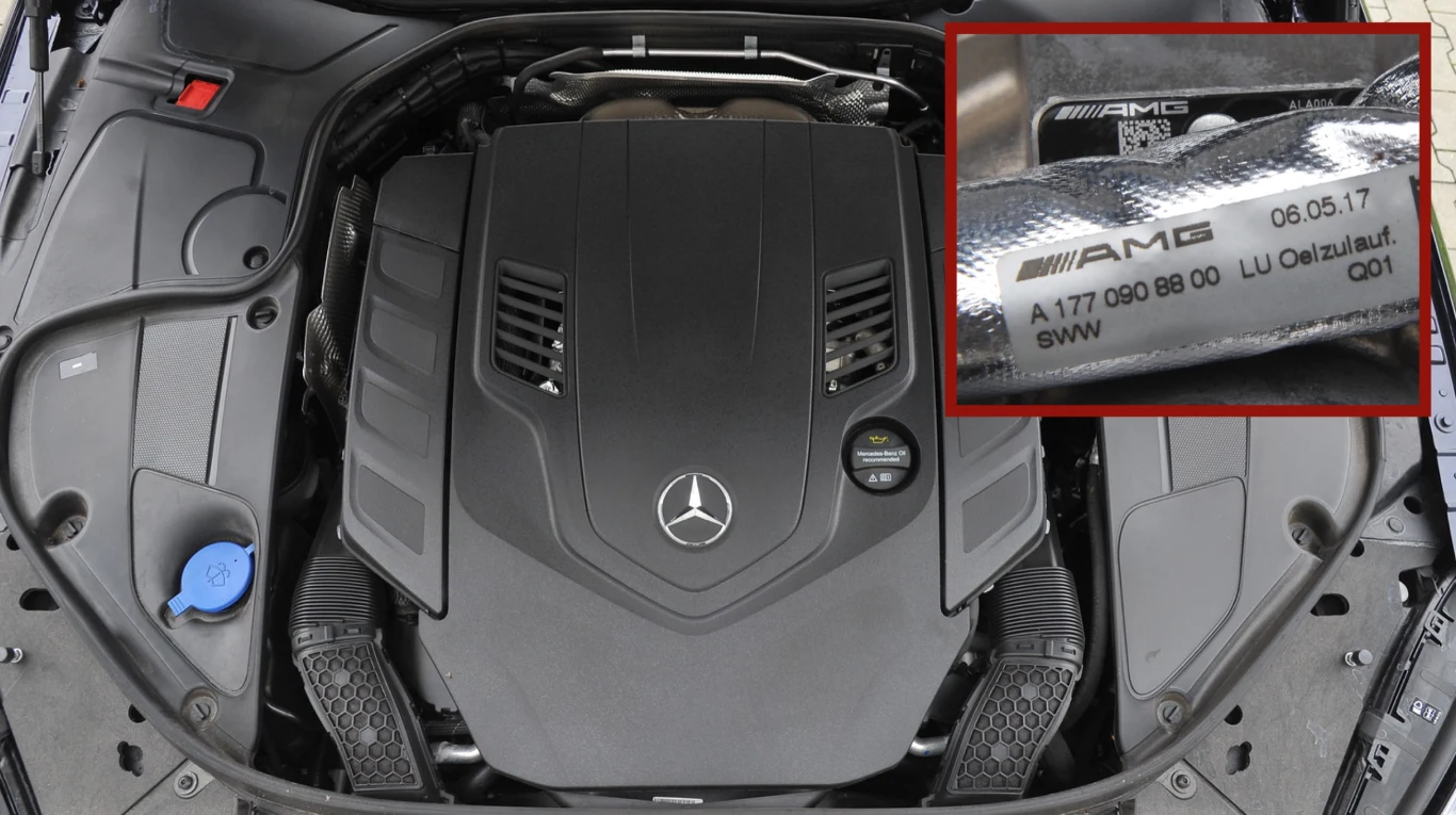 Nowy silnik 4.0 V8 biturbo to słabsza wersja konstrukcji z Mercedesa-AMG GT czy S 63 AMG. Świadczą o tym liczne oznaczenia AMG pod maską S 560.