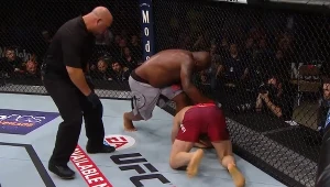 Marcin Tybura w parterze