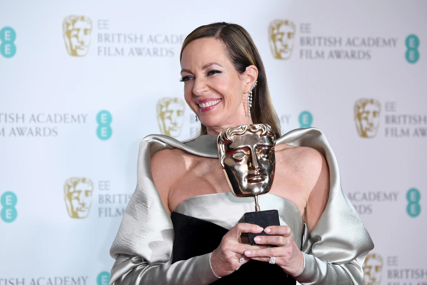 W żeńskim odpowiedniku tej kategorii wygrała Allison Janney, która zagrała Lavonę Golden w obrazie "Jestem najlepsza. Ja, Tonya".