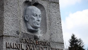 Pomnik Karola Świerczewskiego w Jabłonkach