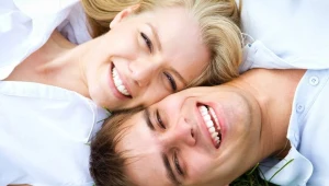 W ten sposób wzmocnisz swój związek. Wystarczy 6 sekund dziennie 