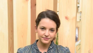 Występy przed kamerą i na scenie mnie nie stresują - przyznaje Maria Dębska