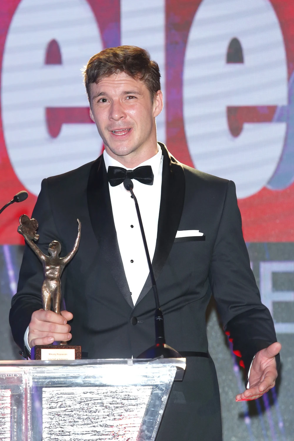 Mikołaj Roznerski odebrał statuetkę Telekamer Mikołaj Roznerski odebrał statuetkę Telekamer