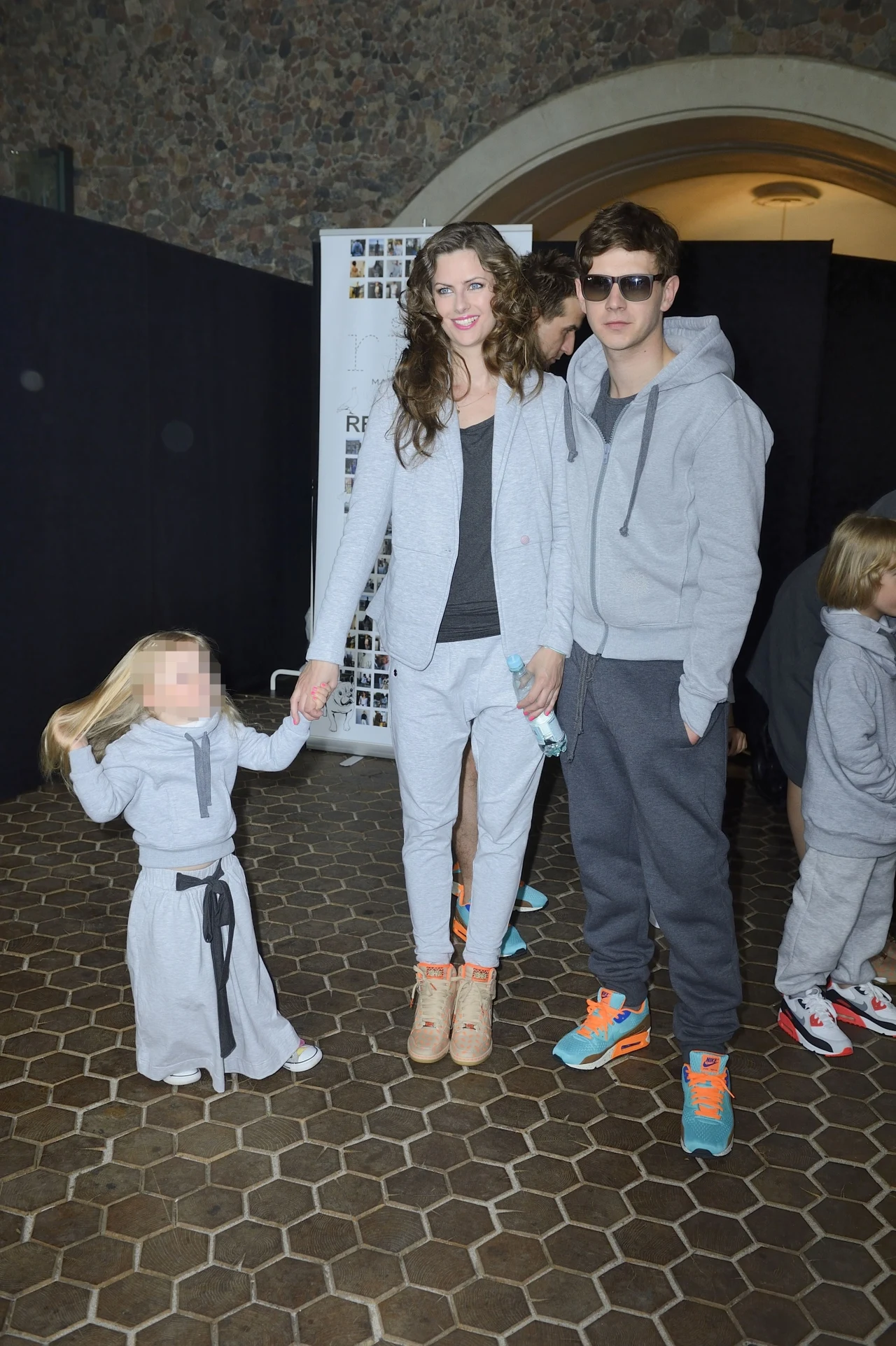 Laura Breszka z córką i Antkiem Królikowskim 