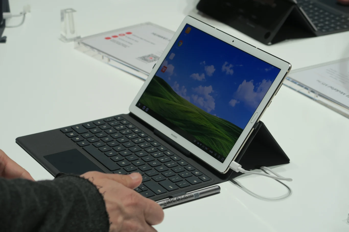 Huawei MateBook M5 Pro Huawei MateBook M5 Pro