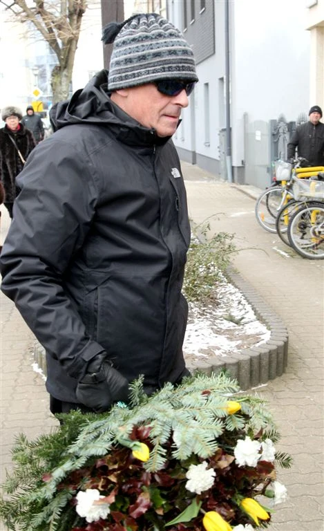 Paweł Wawrzecki na pogrzebie Agnieszki Kotulanki Paweł Wawrzecki na pogrzebie Agnieszki Kotulanki