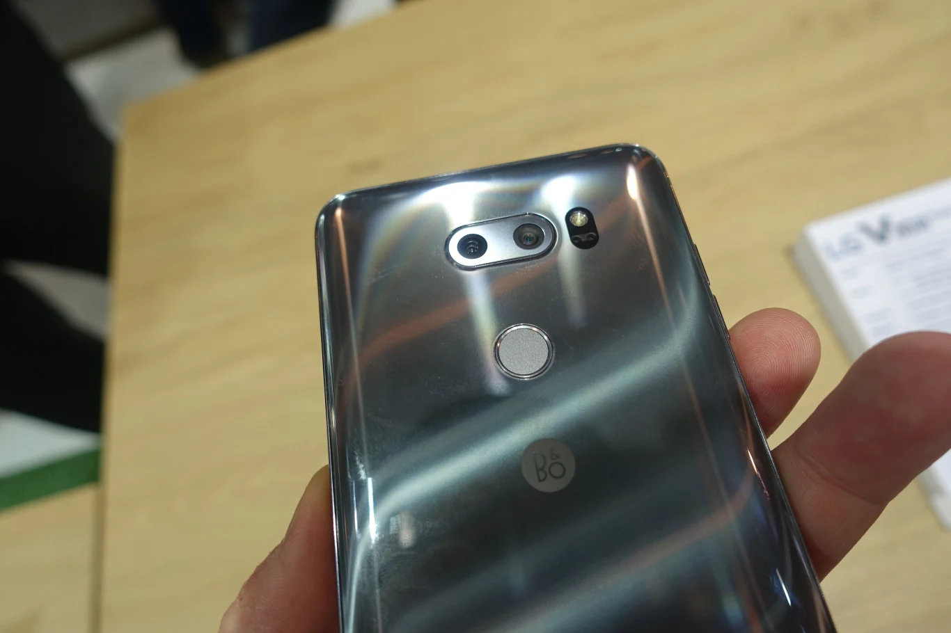 LG V30S ThinQ LG V30S ThinQ