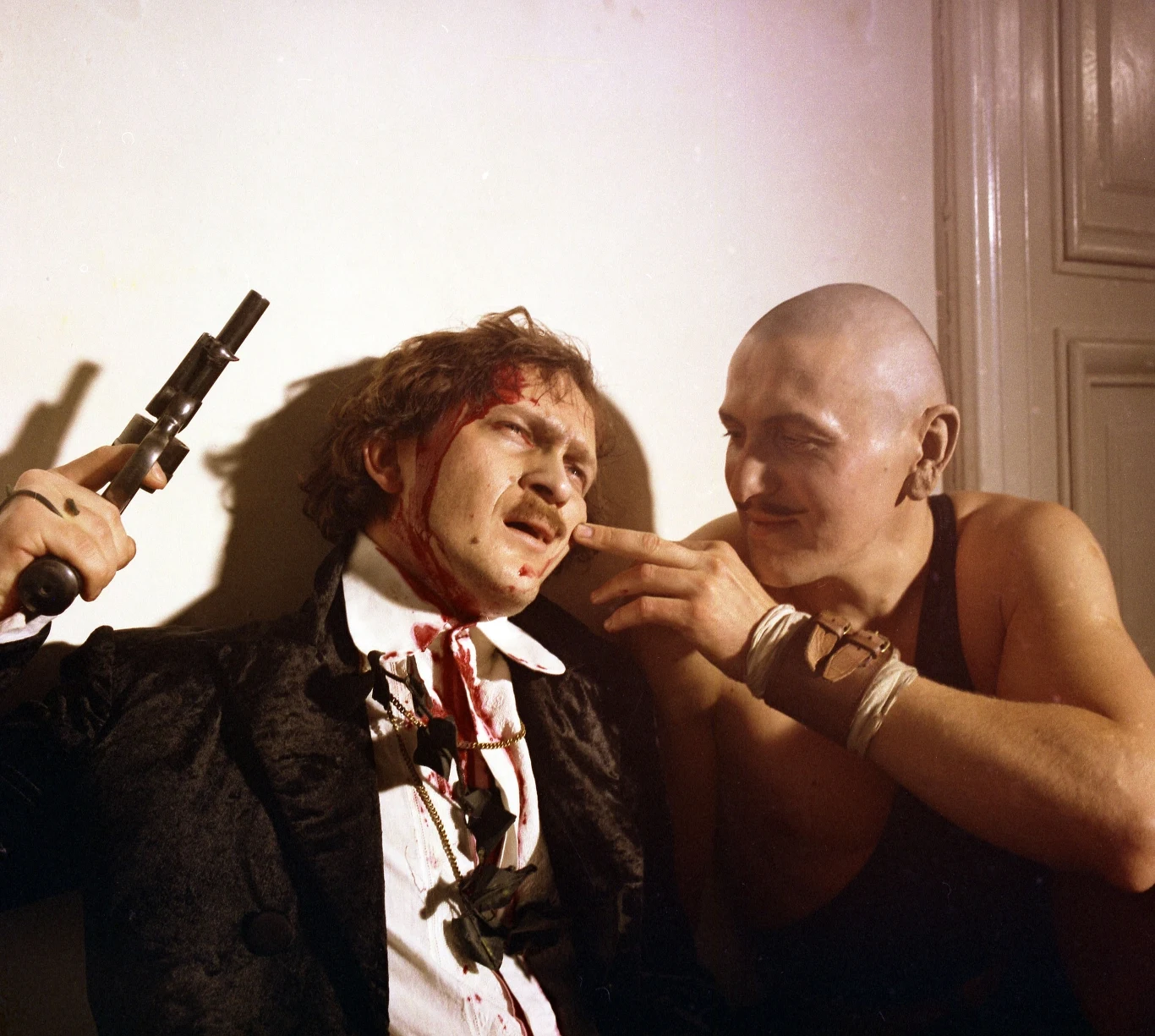 Przełomem w aktorskiej karierze Majchrzaka była główna rola w reżyserskim debiucie Filipa Bajona "Aria dla atlety", w którym wcielił się w postać zapaśnika, zdobywającego wielką sławę dzięki występom w cyrkach całej Europy. Kreacja ta przyniosła aktorowi Nagrodę im. Zbyszka Cybulskiego.