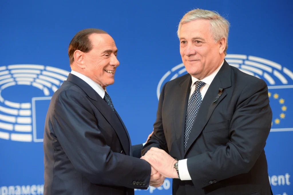 Silvio Berlusconi i Antonio Tajani Silvio Berlusconi i Antonio Tajani