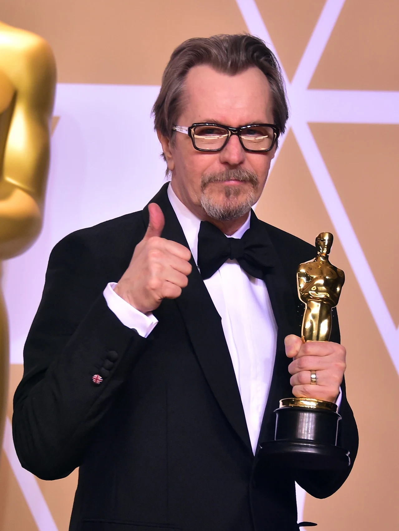 Najlepszy aktor pierwszoplanowy Gary Oldman za rolę w filmie "Czas mroku"