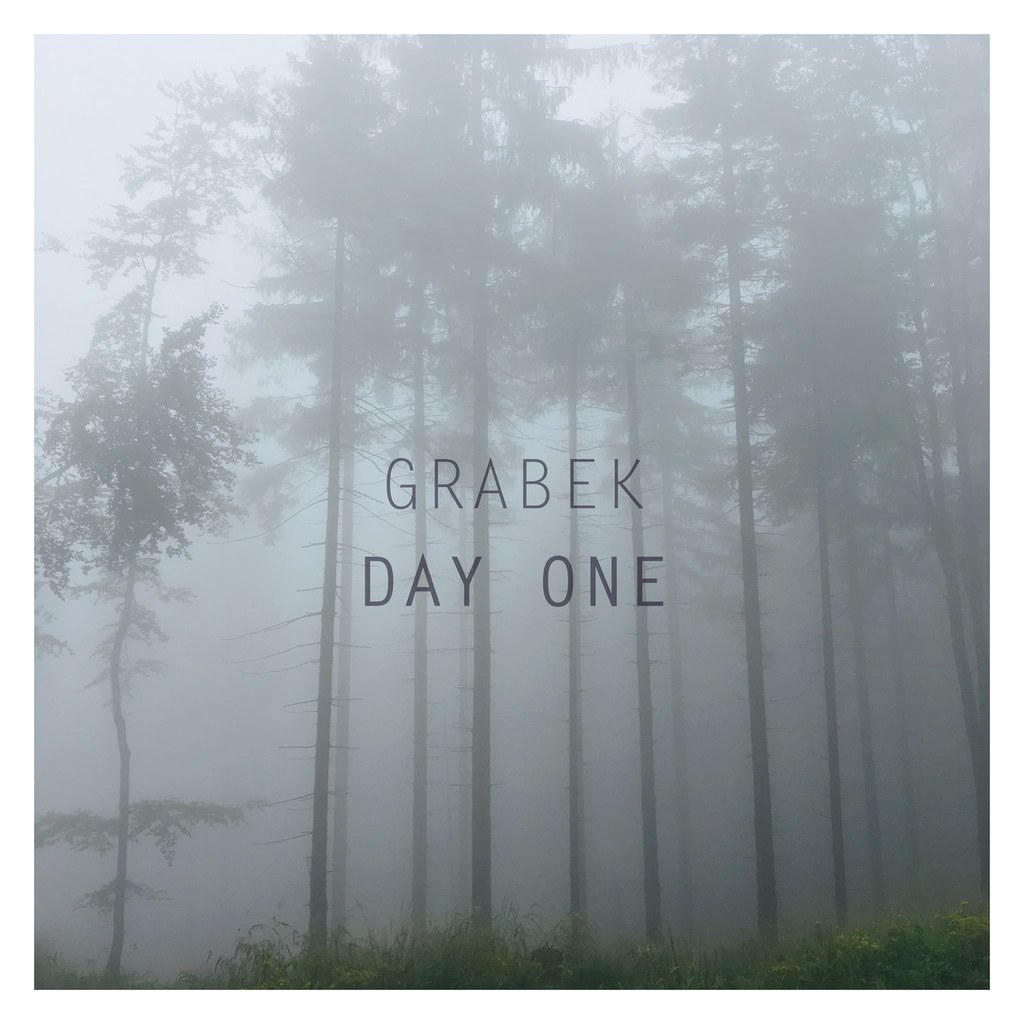 Grabek traktuje "Day One" jako pierwszy prawdziwie osobisty album w swojej karierze