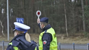 Policjanci będą sprawdzać pasy i foteliki