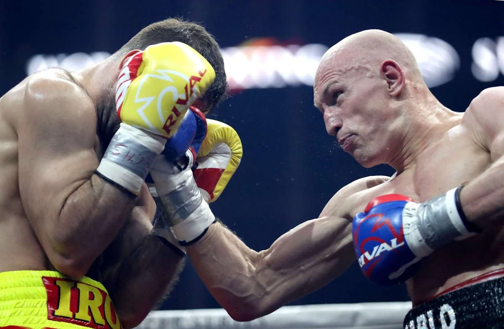 Krzysztof Włodarczyk (z prawej) Krzysztof Włodarczyk (z prawej)