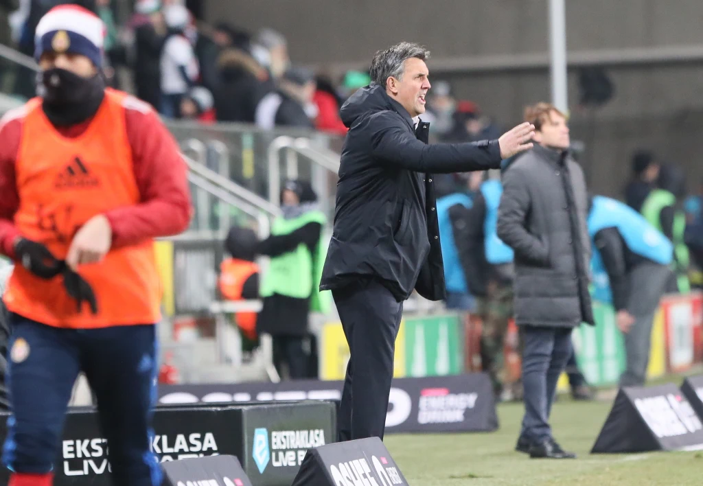 Gole dla Wisły strzelili Carlitos, który wykorzystał rzut karny, i Fran Velez. Gole dla Wisły strzelili Carlitos, który wykorzystał rzut karny, i Fran Velez.