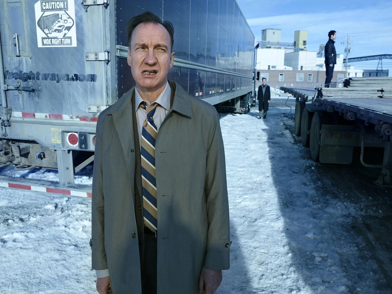 W ostatnich latach Thewlisa mogliśmy zobaczyć w tak różnorodnych produkcjach, jak "Wonder Woman" (wcielił się w postać Aresa), animowana "Anomalisa" (podłożył głos głównemu bohaterowi filmu Charliego Kaufmana) czy ambitny "Makbet" Justina Kurzela, w którym zagrał króla Dunkana.

Najwyrazistszą kreację stworzył jednak w trzecim sezonie serialu "Fargo", w którym oglądaliśmy go w roli obleśnego czarnego charakteru - V. M. Vargi. Thewlis otrzymał za ten występ nominację do Złotego Globu.