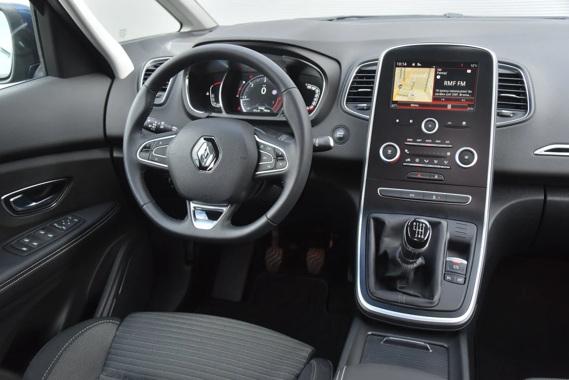 Renault Grand Scenic dCi 110 Hybrid Assist