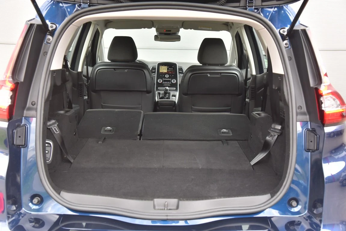 Renault Grand Scenic dCi 110 Hybrid Assist