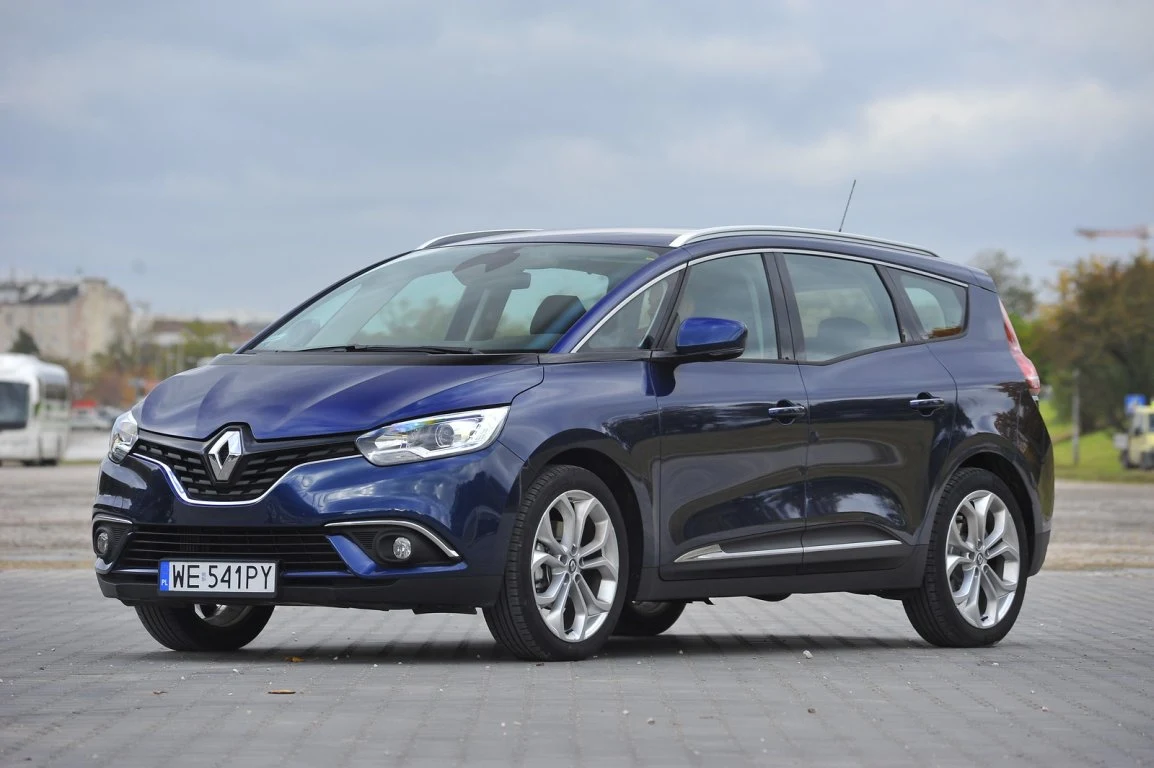 Renault Grand Scenic dCi 110 Hybrid Assist