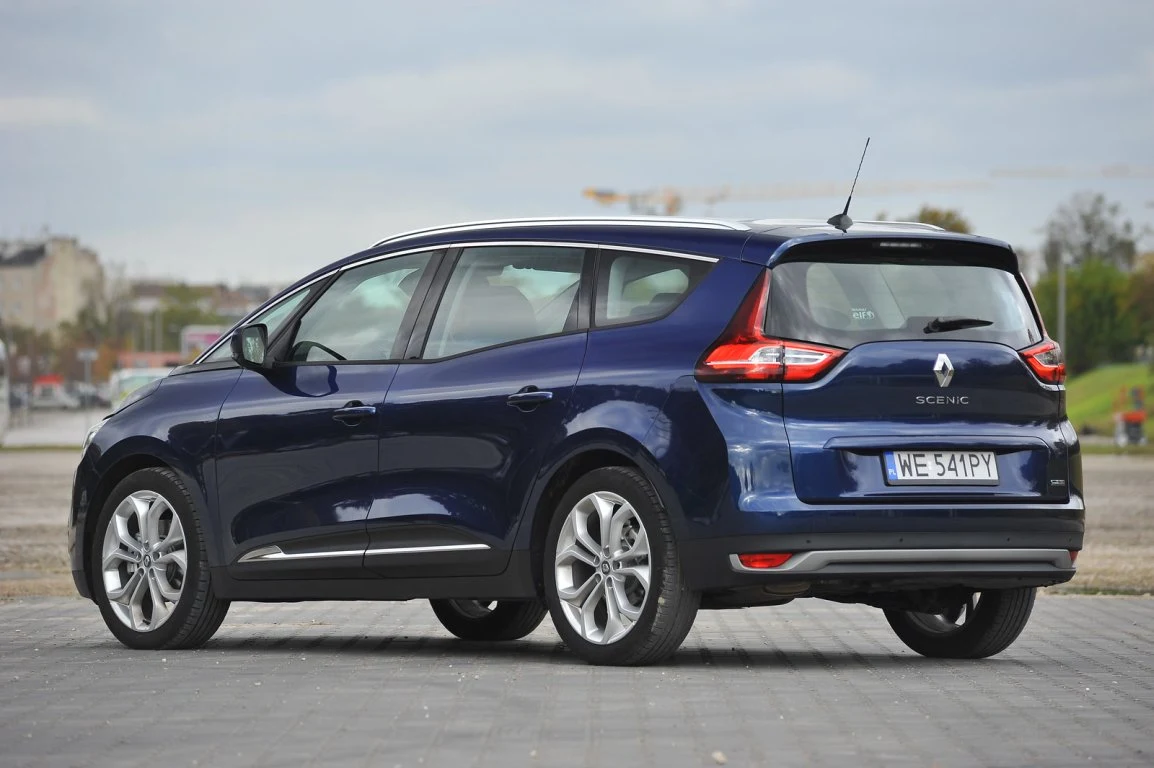 Renault Grand Scenic dCi 110 Hybrid Assist