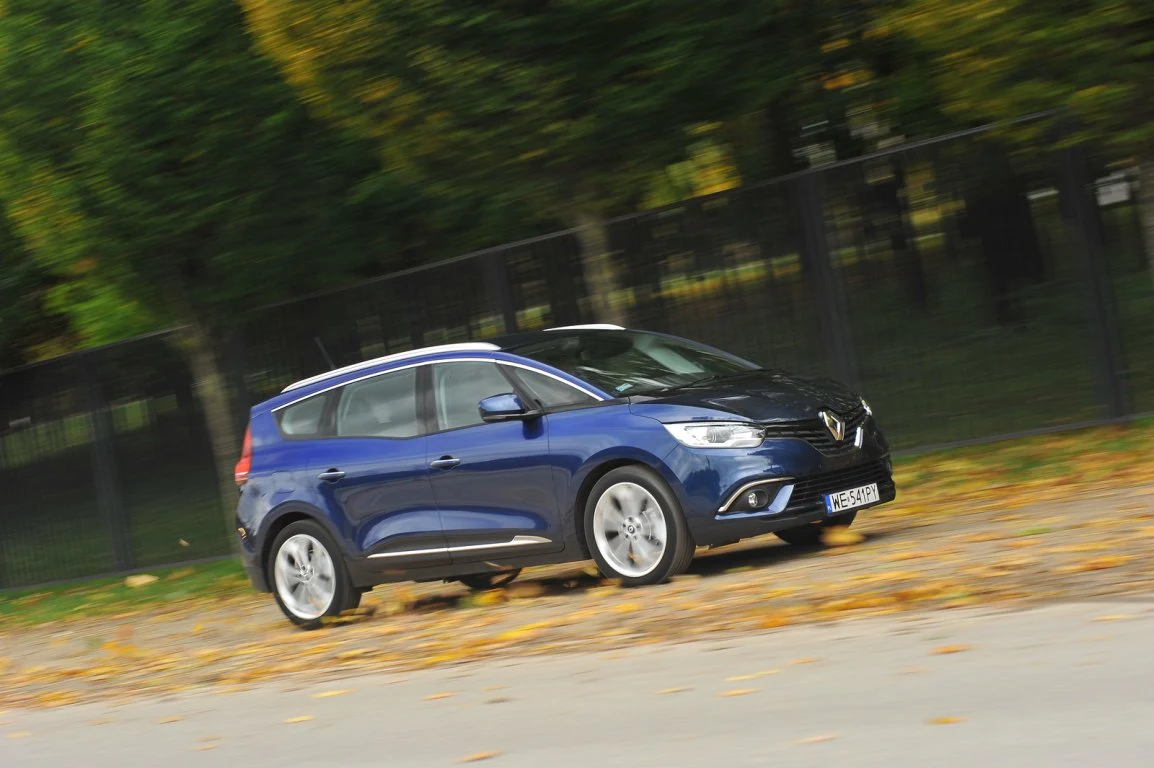 Renault Grand Scenic dCi 110 Hybrid Assist