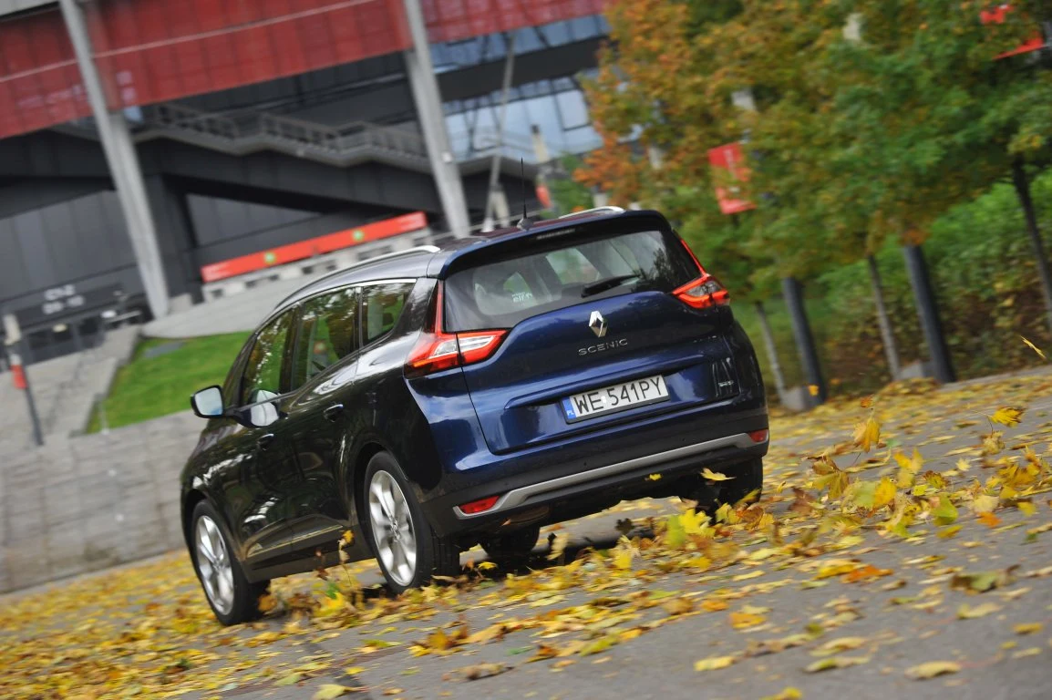 Renault Grand Scenic dCi 110 Hybrid Assist