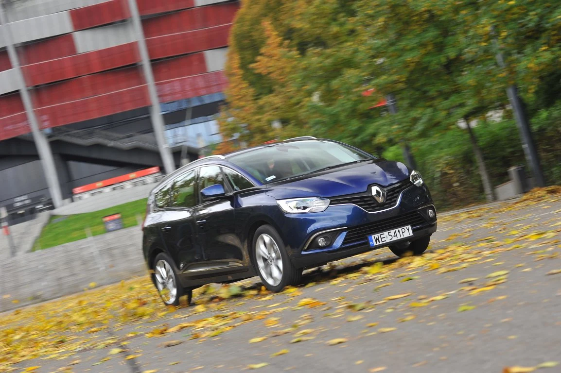 Renault Grand Scenic dCi 110 Hybrid Assist