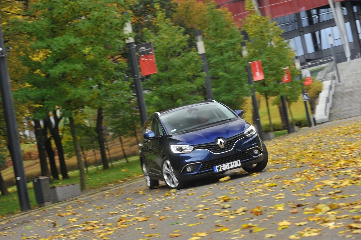 Renault Grand Scenic dCi 110 Hybrid Assist