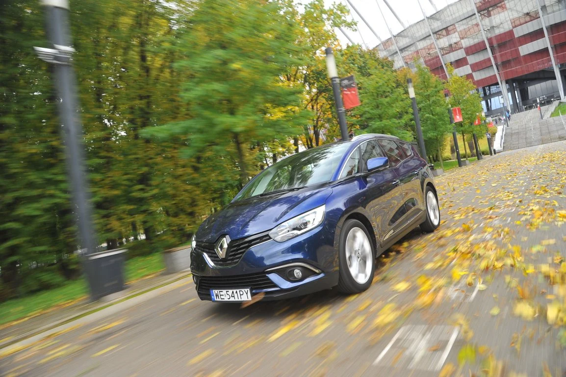 Renault Grand Scenic dCi 110 Hybrid Assist