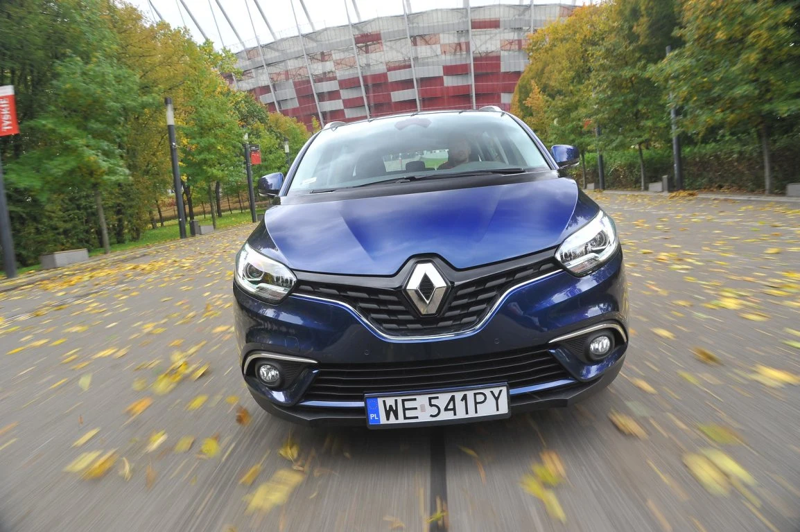 Renault Grand Scenic dCi 110 Hybrid Assist