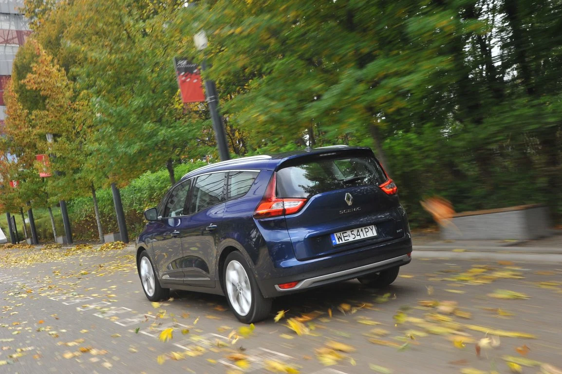 Renault Grand Scenic dCi 110 Hybrid Assist