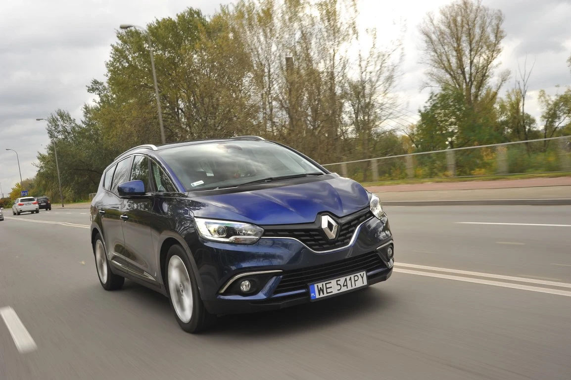 Renault Grand Scenic dCi 110 Hybrid Assist