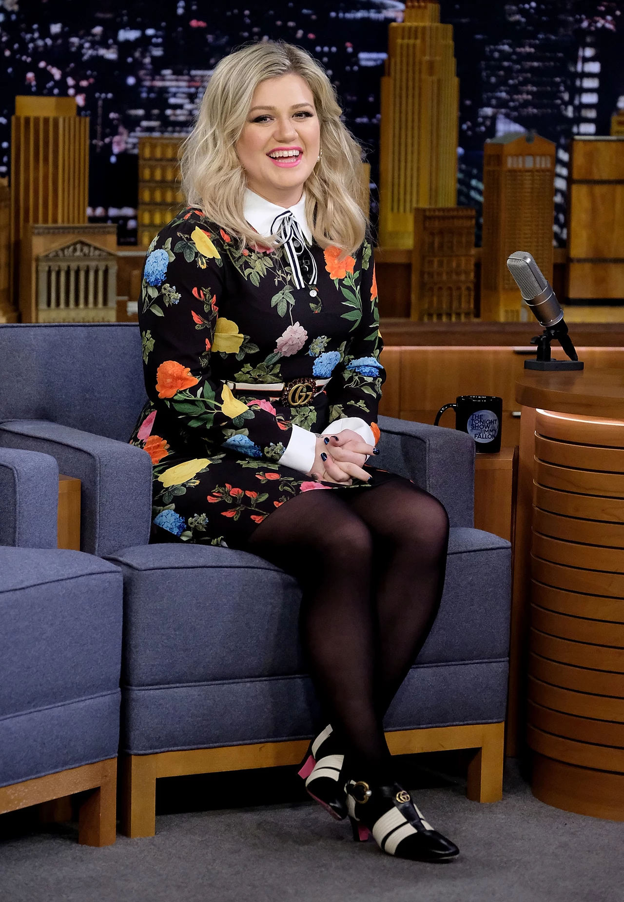 Kelly Clarkson prezentuje nowy teledysk Kelly Clarkson prezentuje nowy teledysk