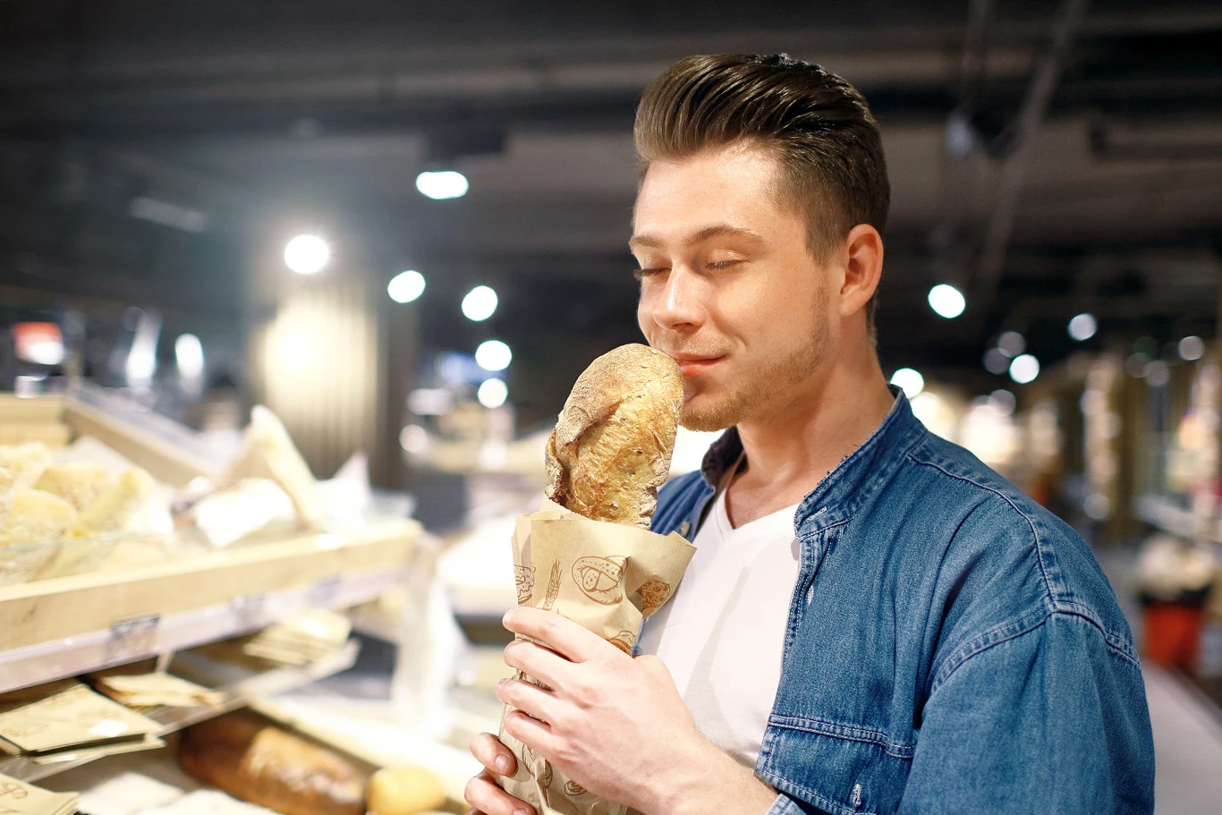 Sztuczki zapachowe wykorzystywane są także w supermarketach i butikach. To, co czują nasze nozdrza przekłada się na decyzje zakupowe Sztuczki zapachowe wykorzystywane są także w supermarketach i butikach. To, co czują nasze nozdrza przekłada się na decyzje zakupowe