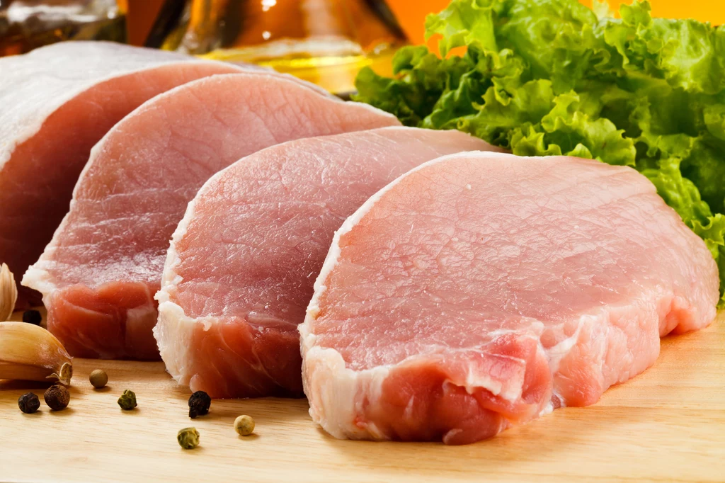 Wieprzowina jest świetnym źródłem witaminy B1, w tym aspekcie przewyższa inne mięsa nawet dziesięciokrotnie.