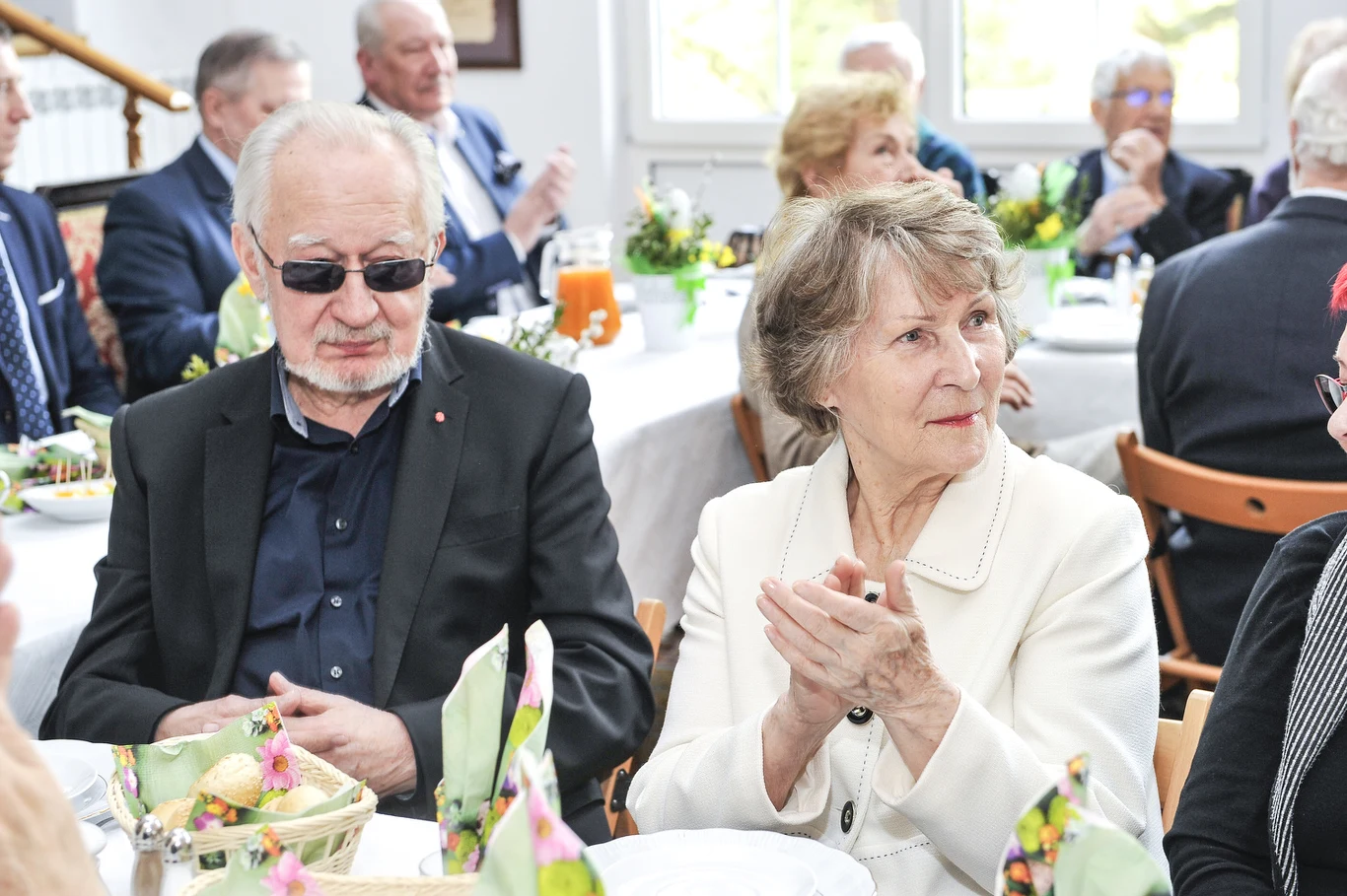 Na koncertach Irena Santor wykonuje swoje najbardziej znane przeboje i piosenki z ostatniej płyty "Punkt widzenia" (2014). Na zdjęciu Krzysztof Kumor i Irena Santor