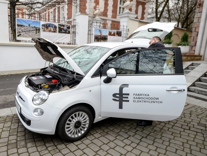 FSE 01, czyli Fiat 500 z polskim napędem elektrycznym. Nie mylić z, obecnym od lat na rynku, elektrycznym Fiatem 500e.