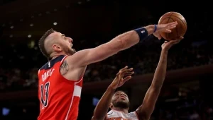 Marcin Gortat (z lewej)