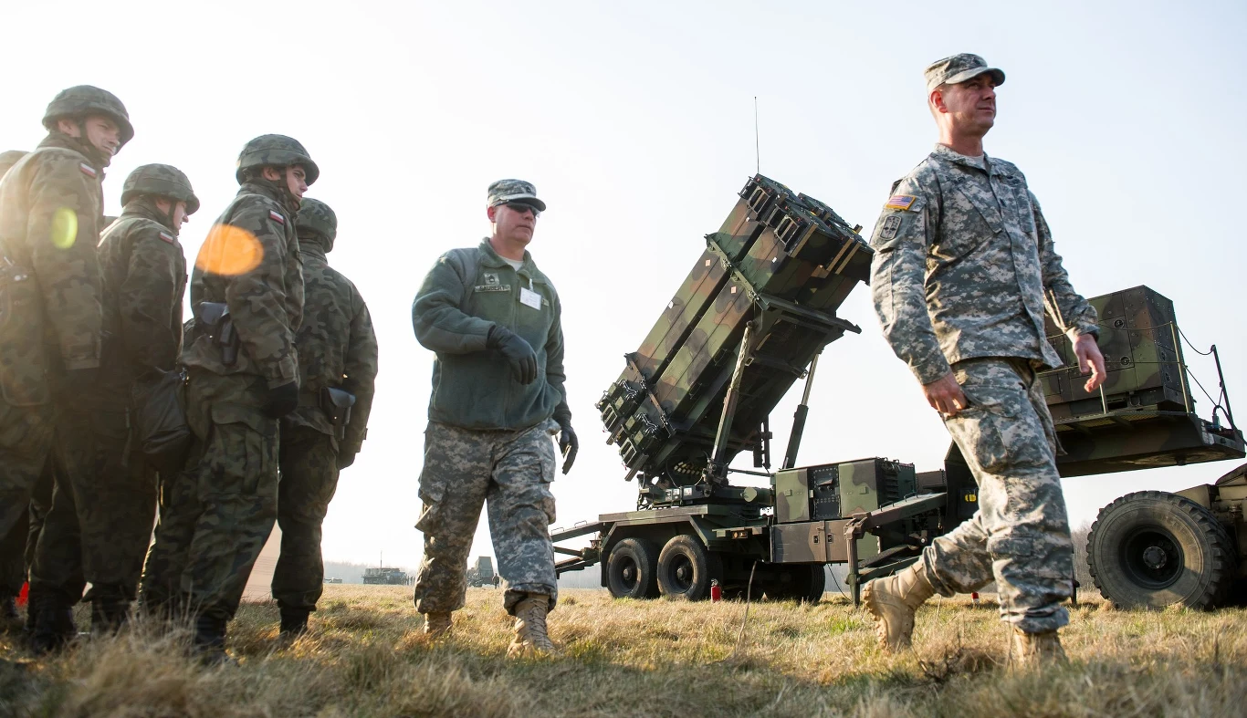 Polsko-amerykanskie ćwiczenia w Sochaczewie z udziałem wyrzutni rakietowych Patriot w ramach operacji Atlantic Resolve