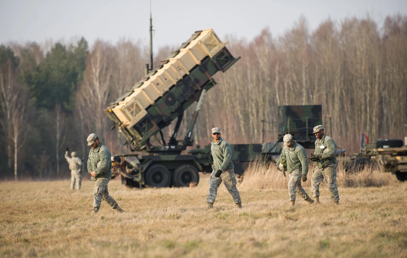 Polsko-amerykanskie ćwiczenia w Sochaczewie z udziałem wyrzutni rakietowych Patriot w ramach operacji Atlantic Resolve
