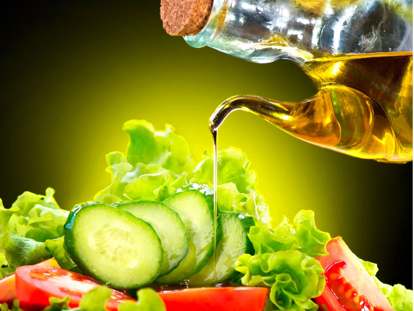 Oleje i zawarte w nich kwasy tłuszczowe oraz sterole obniżają poziom "złego" cholesterolu (LDL) we krwi Oleje i zawarte w nich kwasy tłuszczowe oraz sterole obniżają poziom "złego" cholesterolu (LDL) we krwi