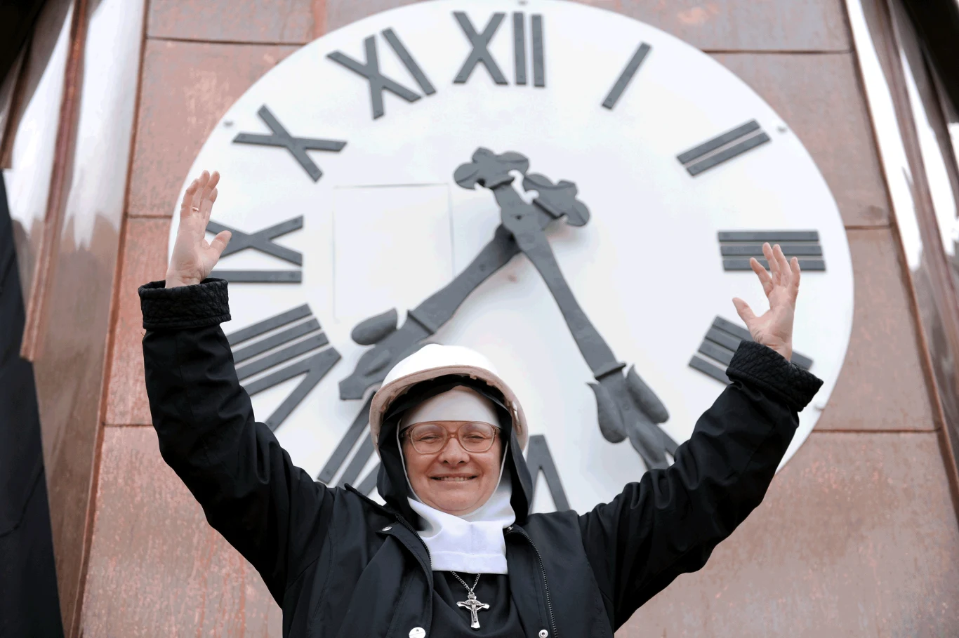 Ksieni Stefania Polkowska czuwa nad pracami remontowymi i projektem Wirydarze Dziedzictwa Benedyktyńskiego, fot. Bogdan Pasek Ksieni Stefania Polkowska czuwa nad pracami remontowymi i projektem Wirydarze Dziedzictwa Benedyktyńskiego, fot. Bogdan Pasek