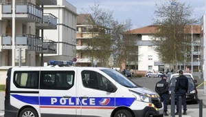 Policja poszukuje mężczyzny, który spalił swoich rodziców