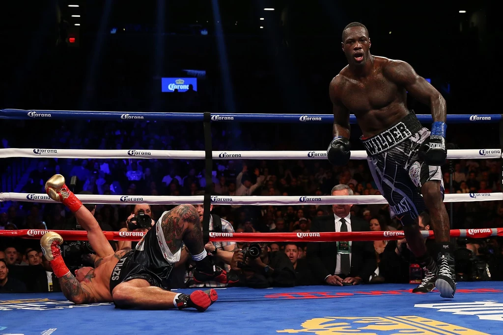 Deontay Wilder tuż po znokautowaniu Artura Szpilki Deontay Wilder tuż po znokautowaniu Artura Szpilki