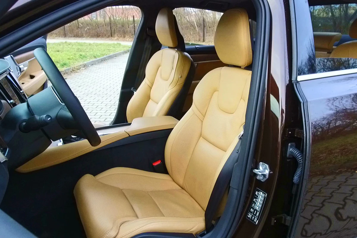 Volvo S90 D5 AWD