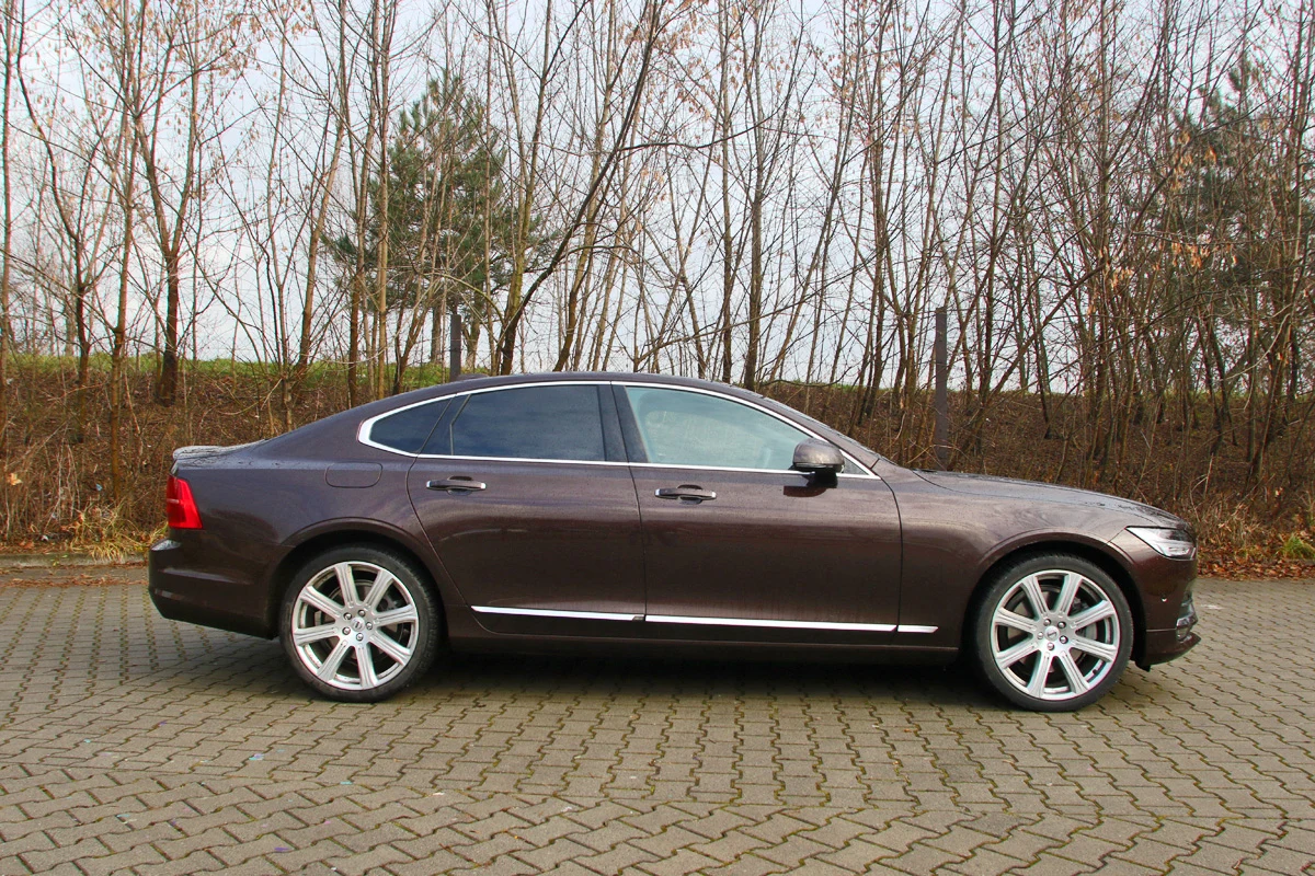 Volvo S90 D5 AWD