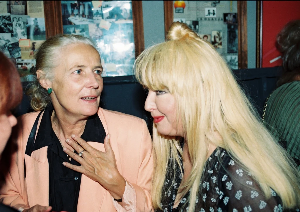 Agnieszka Osiecka i Maryla Rodowicz (1996 r.)